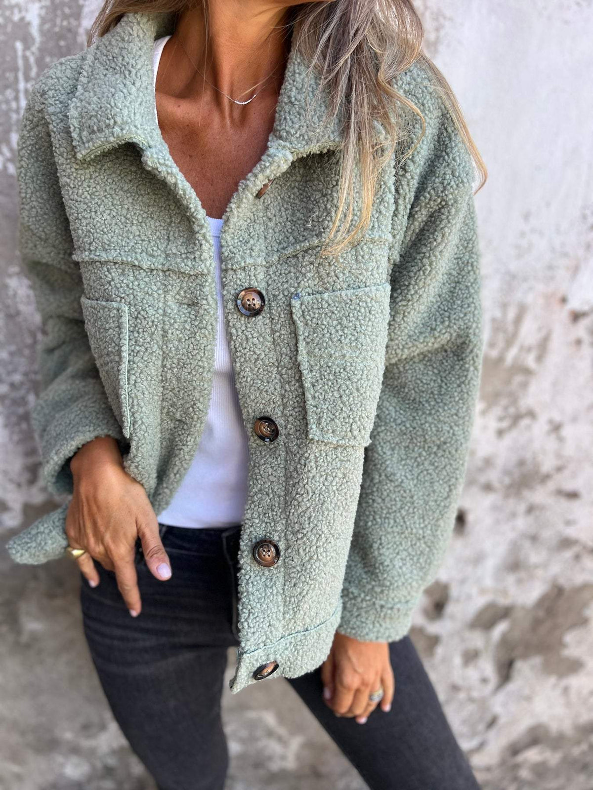 Calista | Douceur Boutonnée